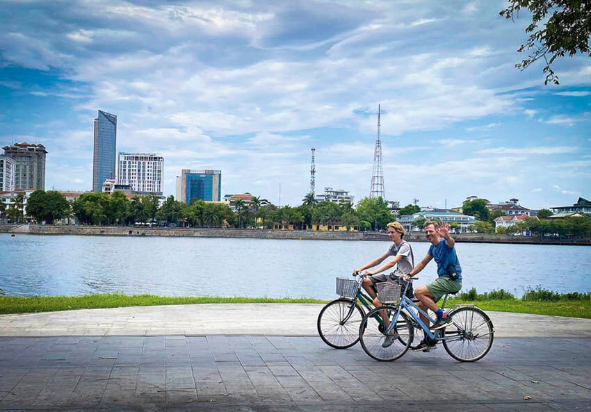 Free bike, priceless views